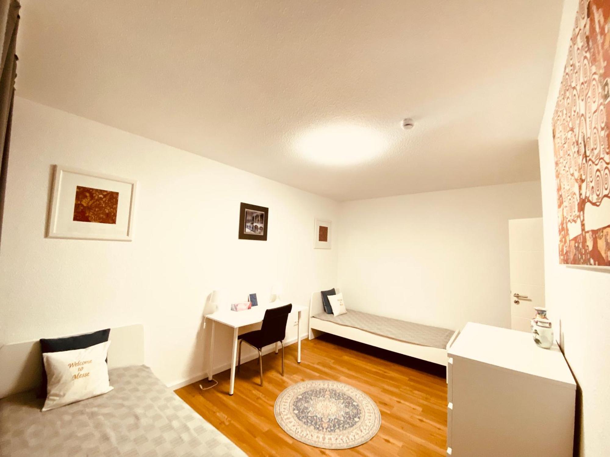 Welcometomessepremium Three Bedroom * Hannover