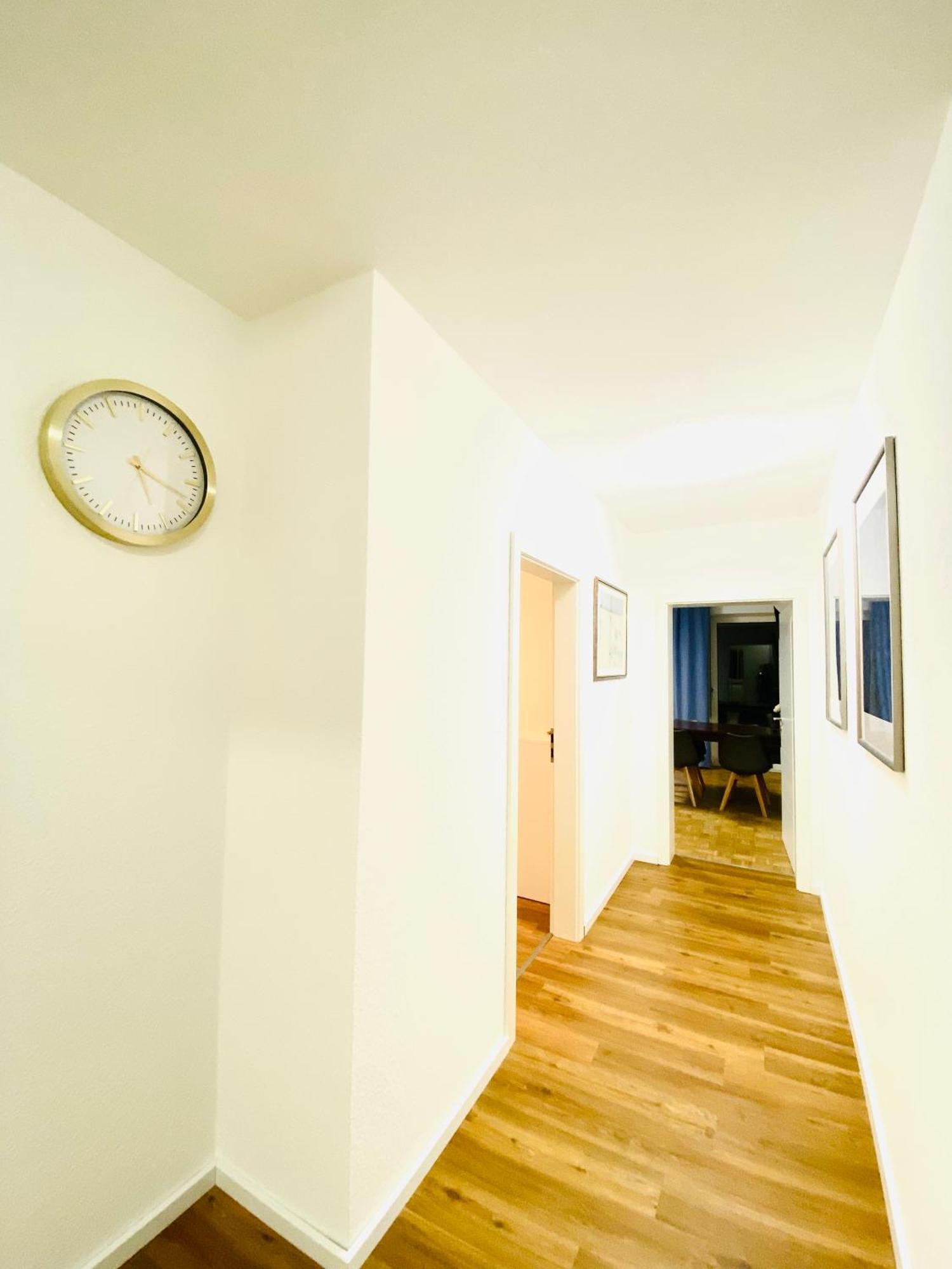 Apartment Welcometomessepremium Three Bedroom Hannover